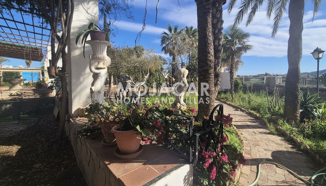 9 soverom Villa til salgs i Mojacar med garasje - € 949 000 (Ref: 9950292)