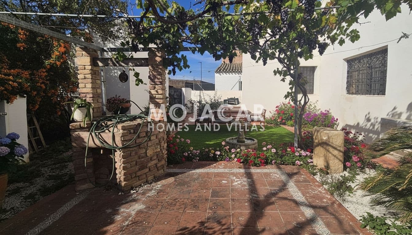 9 soverom Villa til salgs i Mojacar med garasje - € 949 000 (Ref: 9950292)