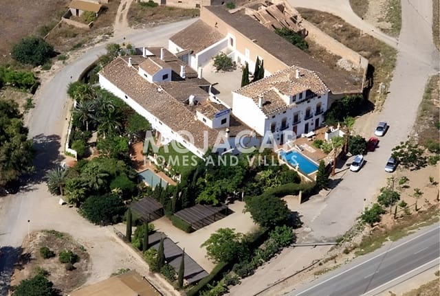 9 Zimmer Villa zu verkaufen in Mojácar mit Garage - 949.000 € (Ref: 9950292)