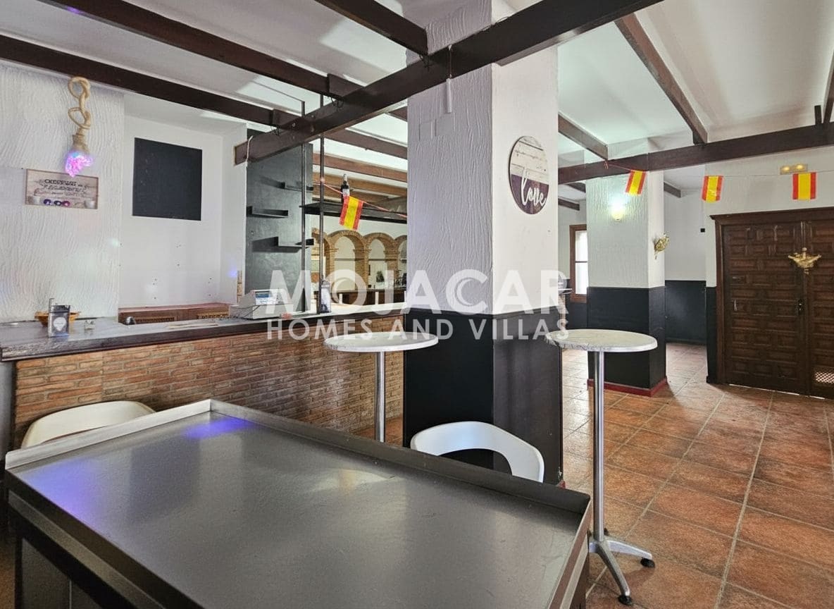 Business for sale in Antas - € 149,950 (Ref: 9950431)