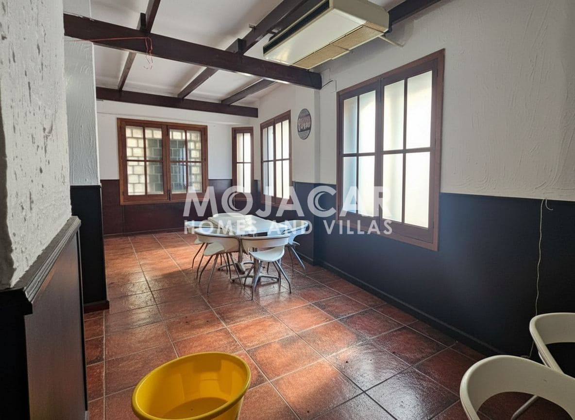Business for sale in Antas - € 149,950 (Ref: 9950431)