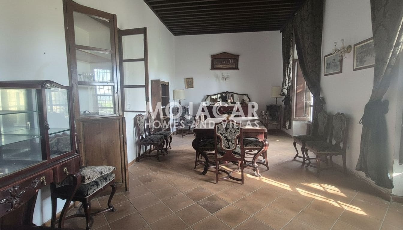 9 Zimmer Pension zu verkaufen in Mojacar mit Garage - 949.000 € (Ref: 9950447)