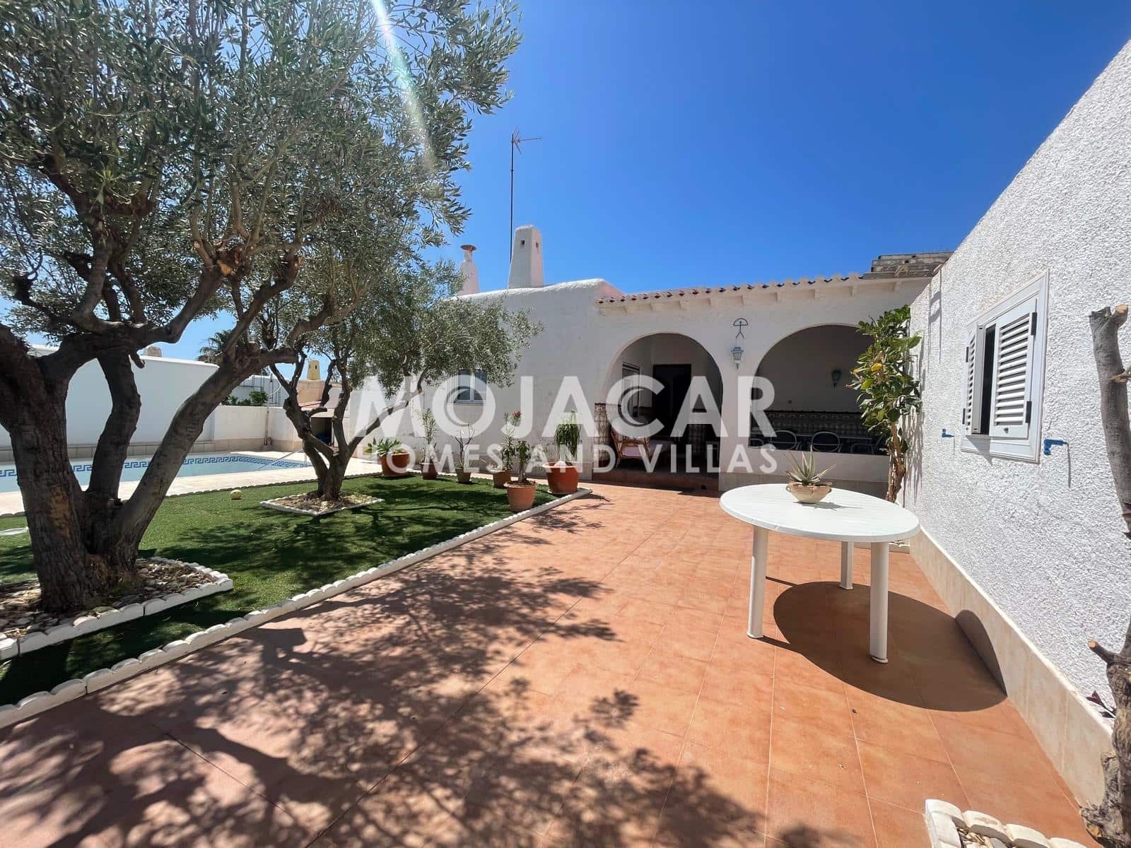 4 sypialnia Willa na sprzedaż w Mojacar z basenem garażem - 690 000 € (Ref: 9964397)