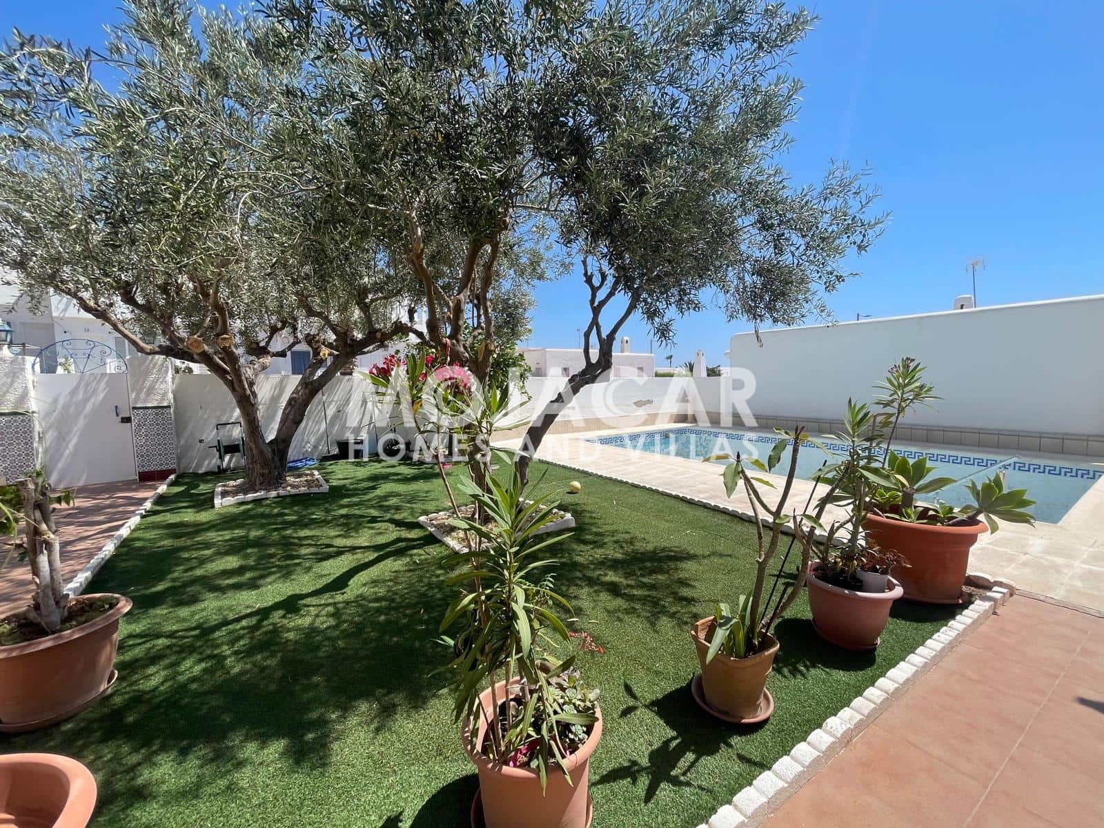4 sypialnia Willa na sprzedaż w Mojacar z basenem garażem - 690 000 € (Ref: 9964397)