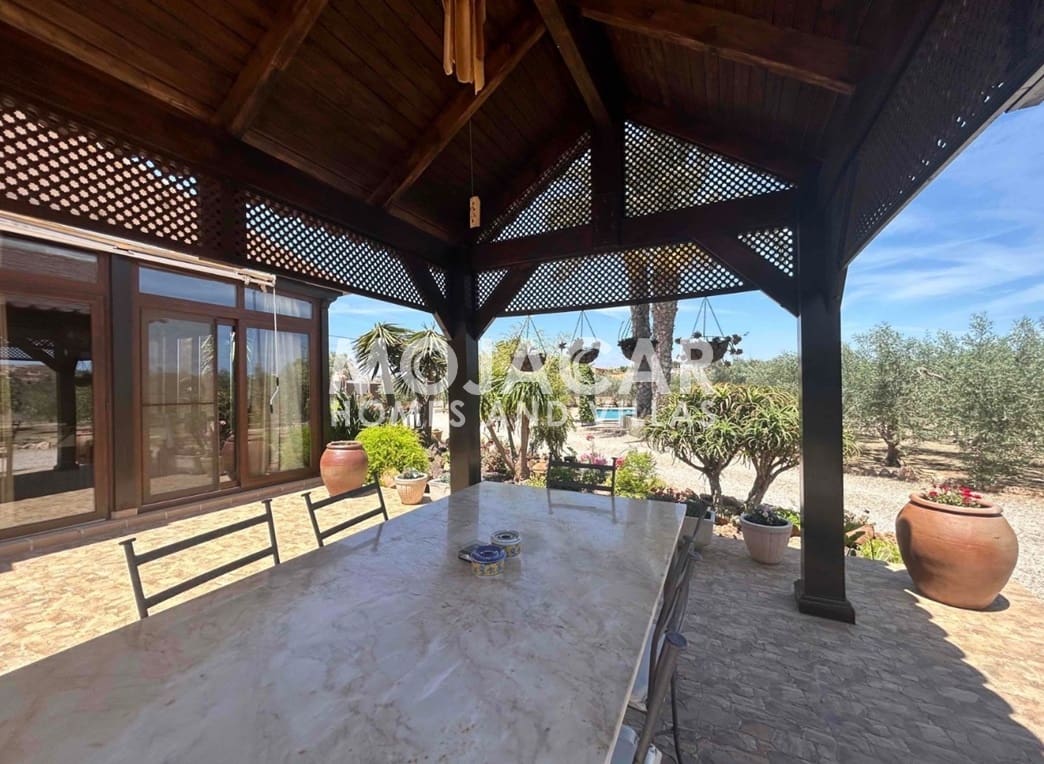 3 soveværelse Villa til salg i Mojacar med swimmingpool garage - € 398.000 (Ref: 9972229)