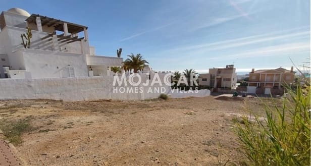 Grunde uden byggetilladelser til salg i Mojacar - € 245.000 (Ref: 9972329)