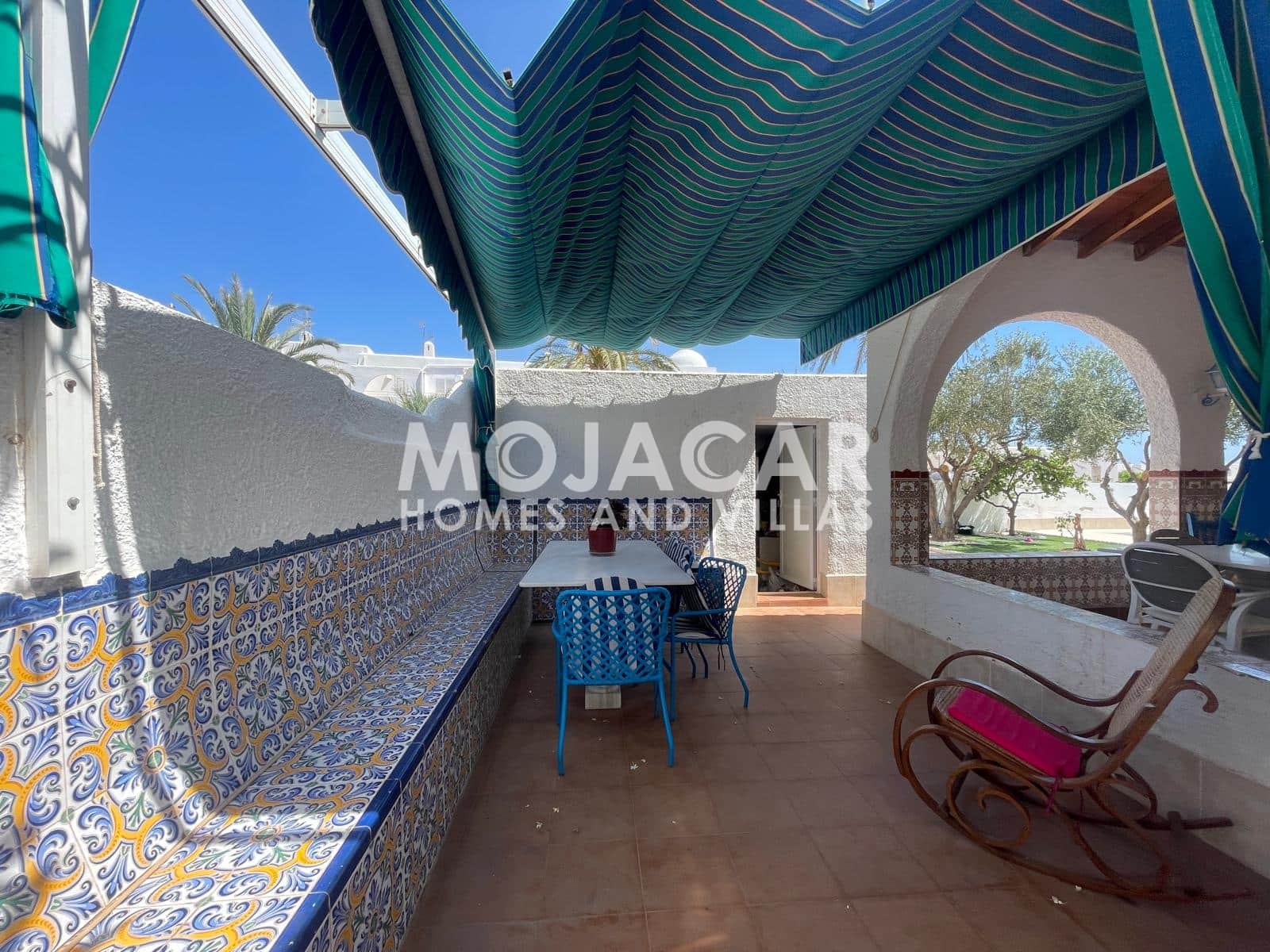 4 bedroom Villa for sale in Mojacar with pool garage - € 690,000 (Ref: 9973679)