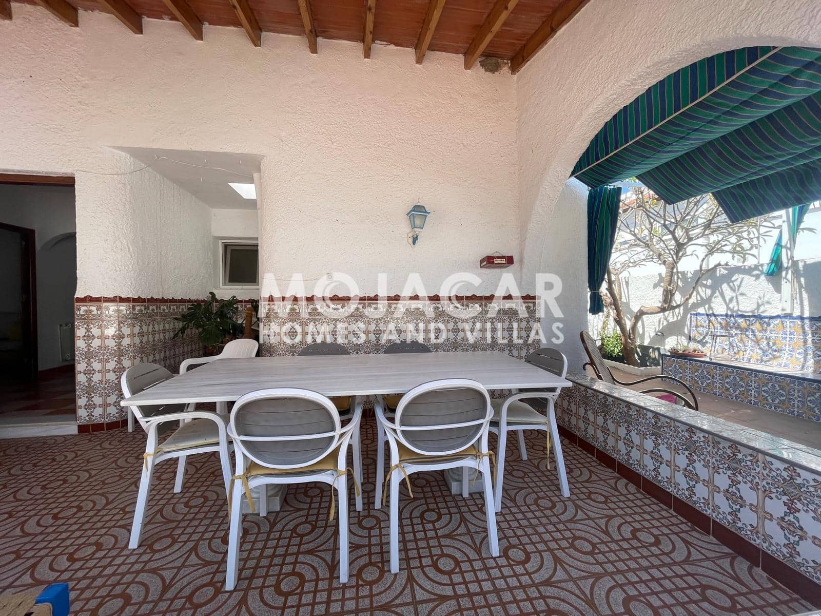 4 bedroom Villa for sale in Mojacar with pool garage - € 690,000 (Ref: 9973679)