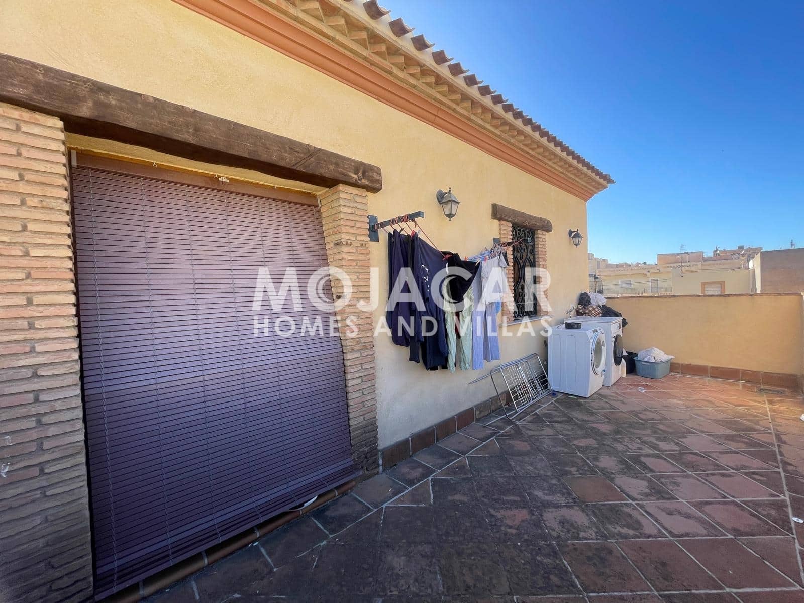 5 slaapkamer Villa te koop in Turre met garage - € 370.000 (Ref: 9973763)