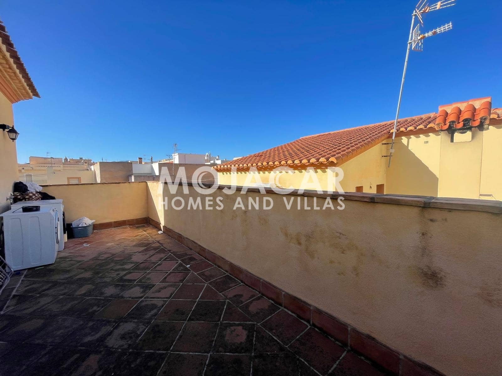 5 slaapkamer Villa te koop in Turre met garage - € 370.000 (Ref: 9973763)