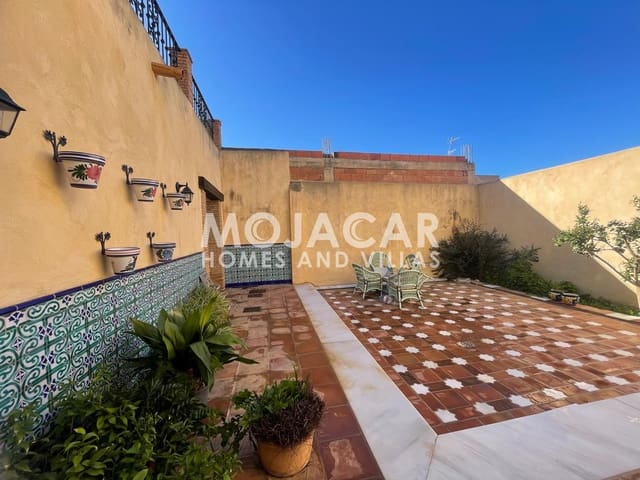 5 slaapkamer Villa te koop in Turre met garage - € 370.000 (Ref: 9973763)