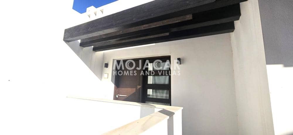 2 Zimmer Strandapartment zu verkaufen in Mojacar mit Pool Garage - 325.000 € (Ref: 9973788)