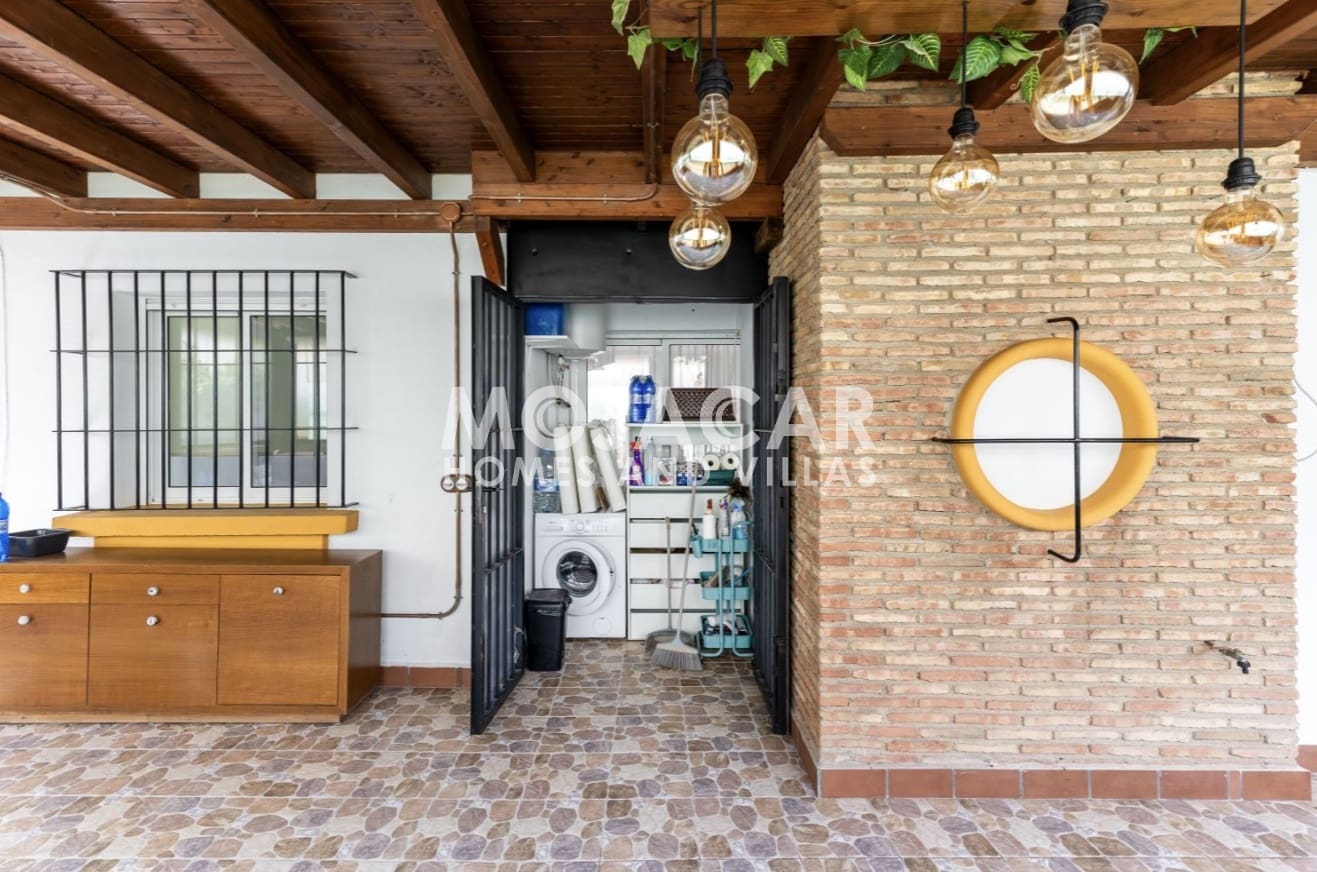 2 bedroom Beach Apartment for sale in Vera with pool garage - € 199,000 (Ref: 9973883)