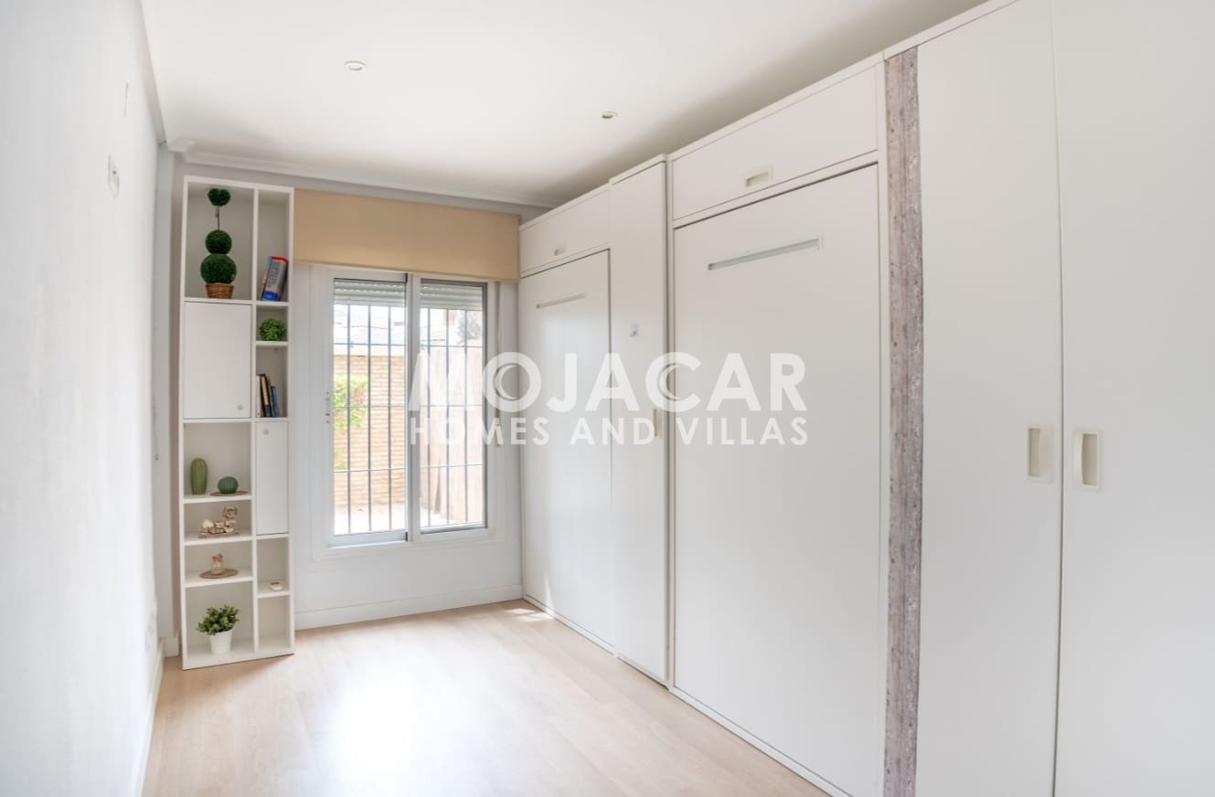 2 bedroom Beach Apartment for sale in Vera with pool garage - € 199,000 (Ref: 9973883)