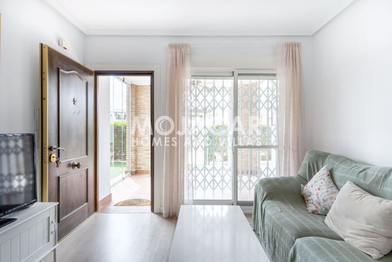 2 bedroom Beach Apartment for sale in Vera with pool garage - € 199,000 (Ref: 9973883)