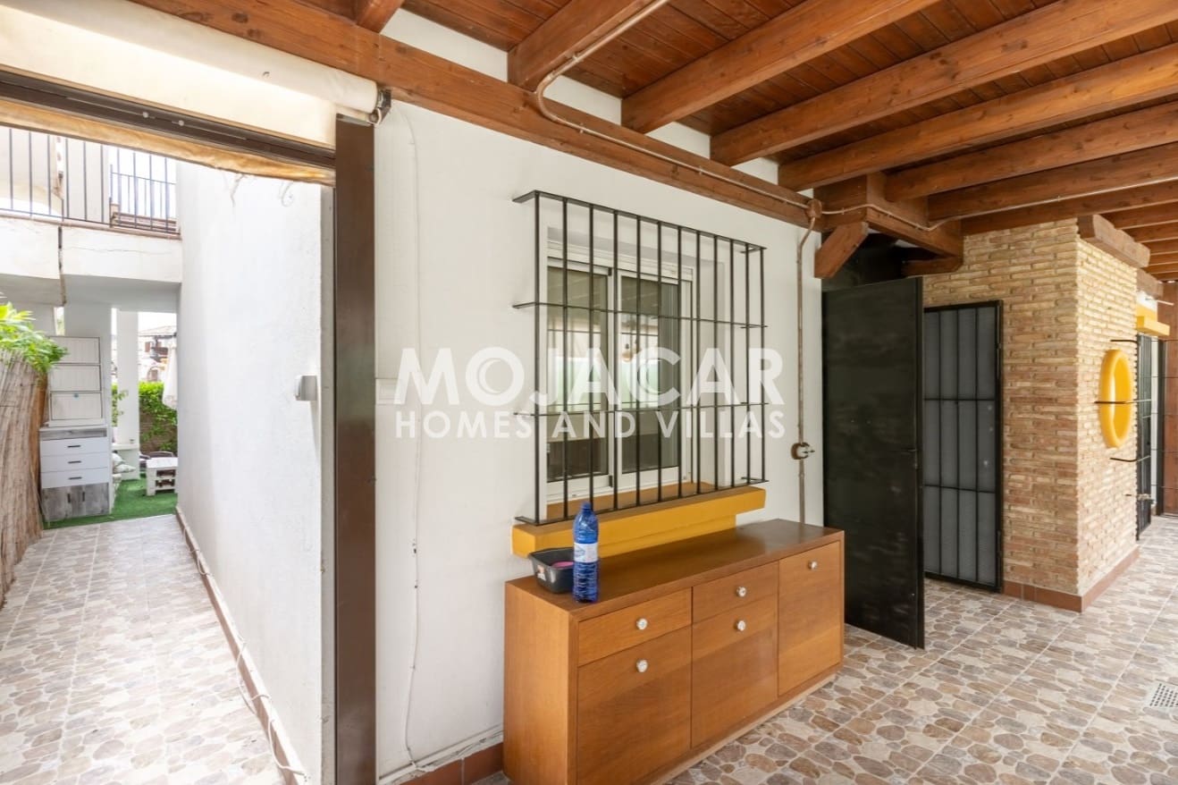 2 bedroom Beach Apartment for sale in Vera with pool garage - € 199,000 (Ref: 9973883)