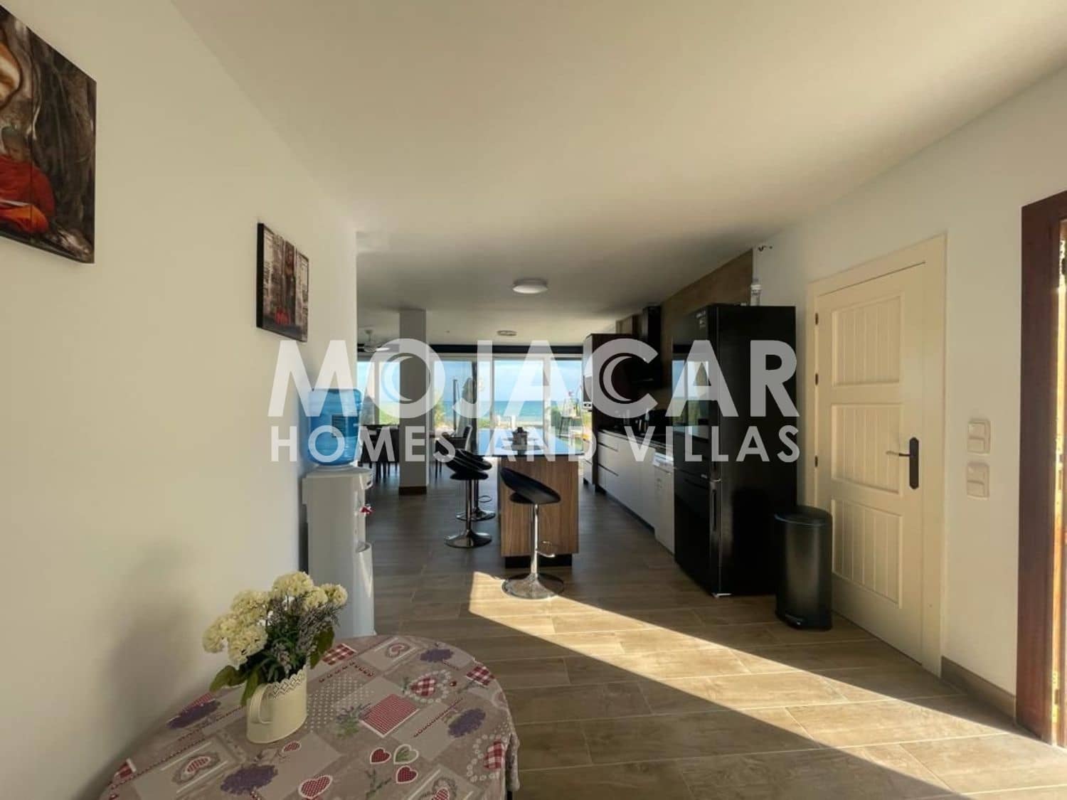 5 bedroom Villa for sale in Vera with pool garage - € 1,100,000 (Ref: 9973953)
