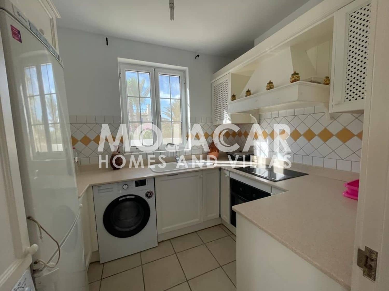 5 bedroom Villa for sale in Vera with pool garage - € 1,100,000 (Ref: 9973953)