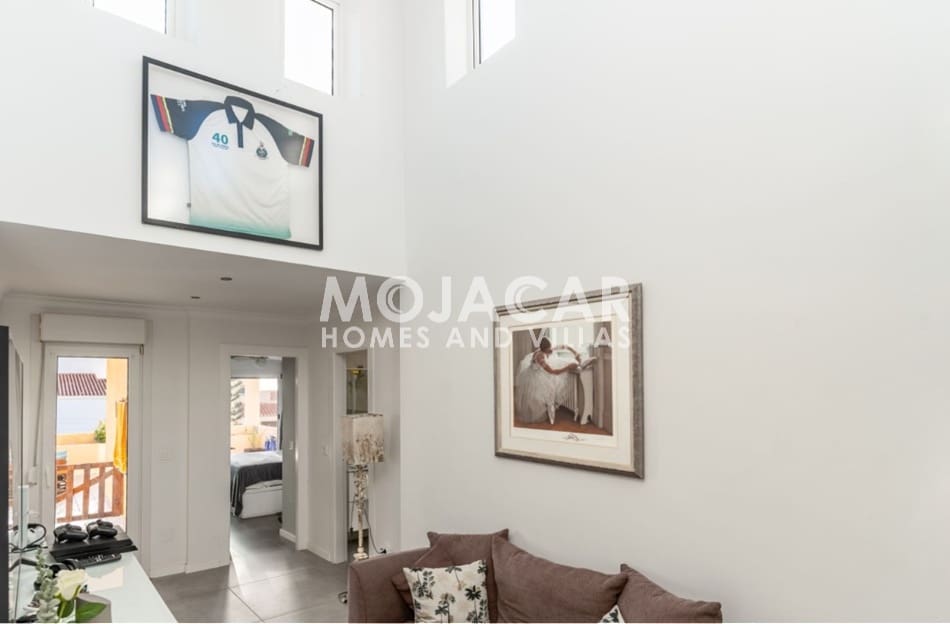 5 bedroom Villa for sale in Garrucha with pool garage - € 999,995 (Ref: 9978051)