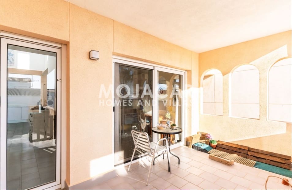 5 bedroom Villa for sale in Garrucha with pool garage - € 999,995 (Ref: 9978051)
