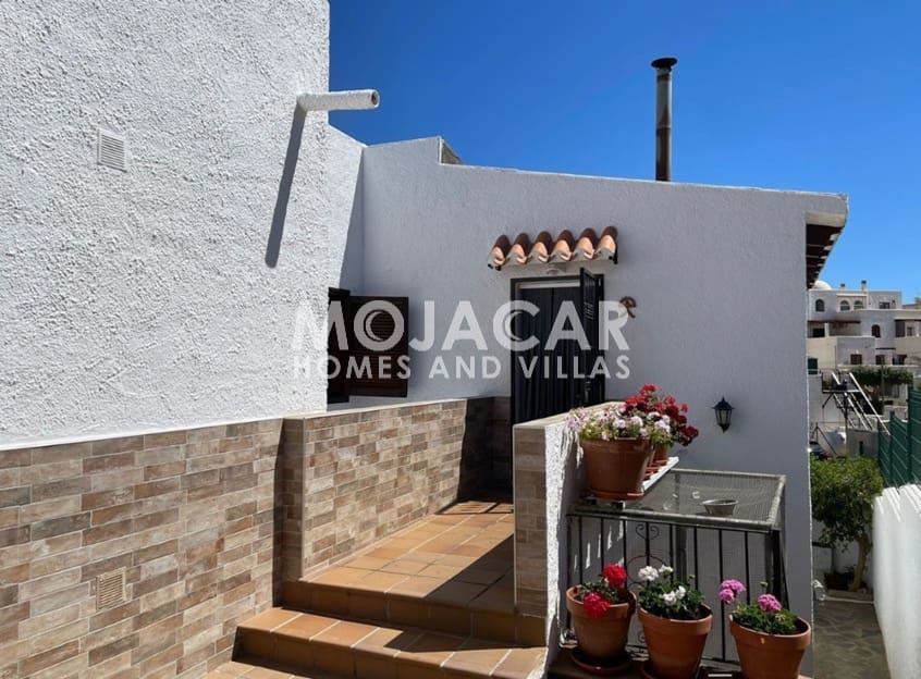 5 Zimmer Villa zu verkaufen in Mojacar mit Pool Garage - 450.000 € (Ref: 9978052)