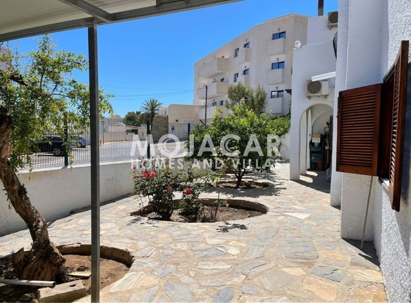 5 Zimmer Villa zu verkaufen in Mojacar mit Pool Garage - 450.000 € (Ref: 9978052)
