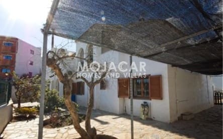 5 soveværelse Villa til salg i Mojácar med swimmingpool garage - € 450.000 (Ref: 9978052)