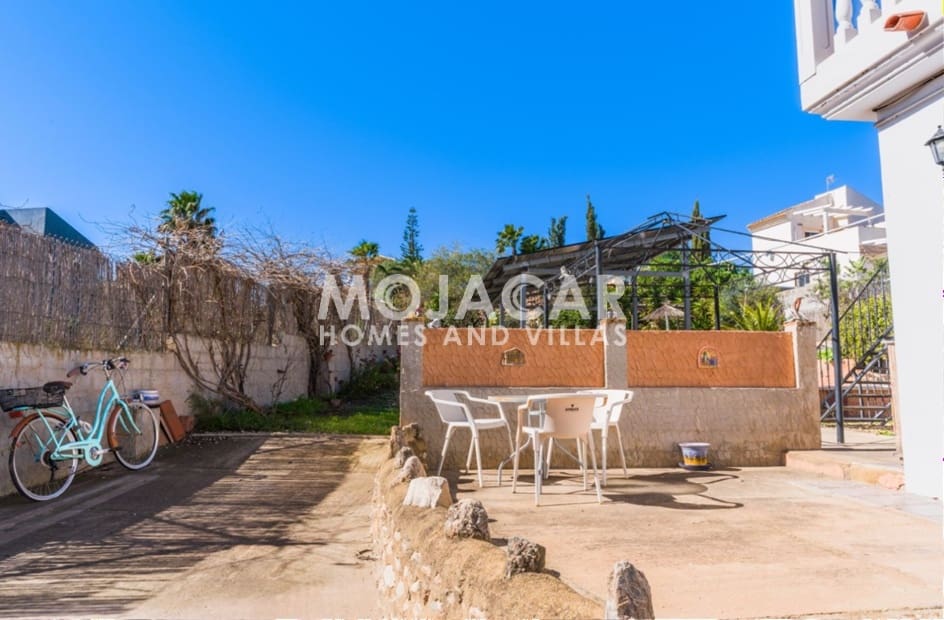 3 Zimmer Villa zu verkaufen in Vera mit Pool Garage - 355.000 € (Ref: 9978053)