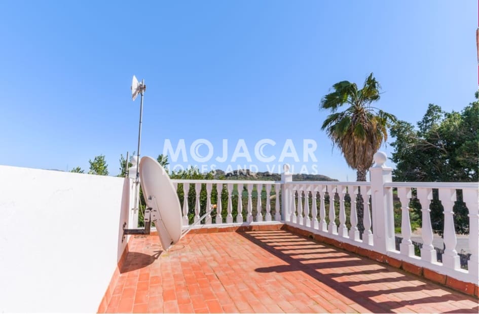 3 Zimmer Villa zu verkaufen in Vera mit Pool Garage - 355.000 € (Ref: 9978053)