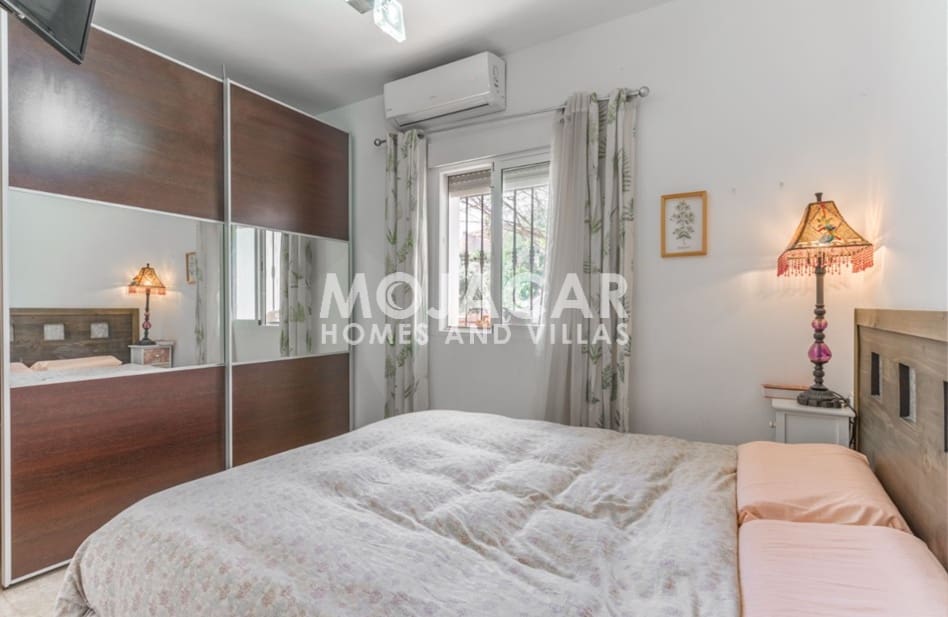 3 Zimmer Villa zu verkaufen in Vera mit Pool Garage - 355.000 € (Ref: 9978053)