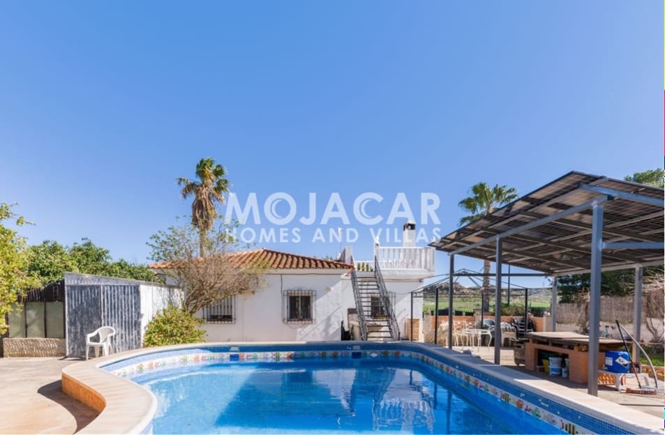 3 Zimmer Villa zu verkaufen in Vera mit Pool Garage - 355.000 € (Ref: 9978053)