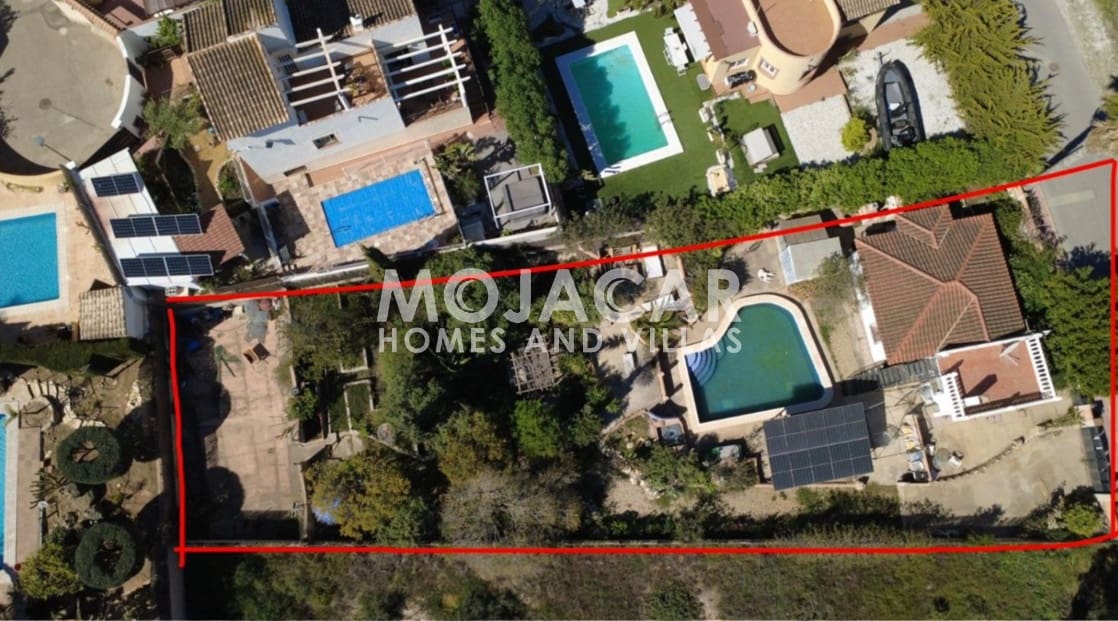 3 Zimmer Villa zu verkaufen in Vera mit Pool Garage - 355.000 € (Ref: 9978053)