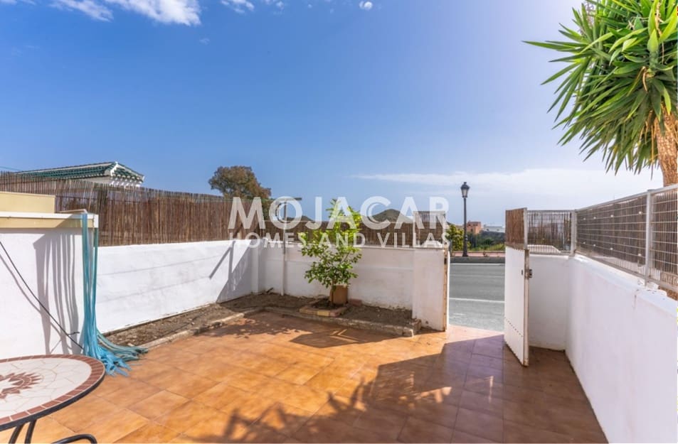 3 soverom Kjedet enebolig til salgs i Mojacar med garasje - € 249 000 (Ref: 9978079)