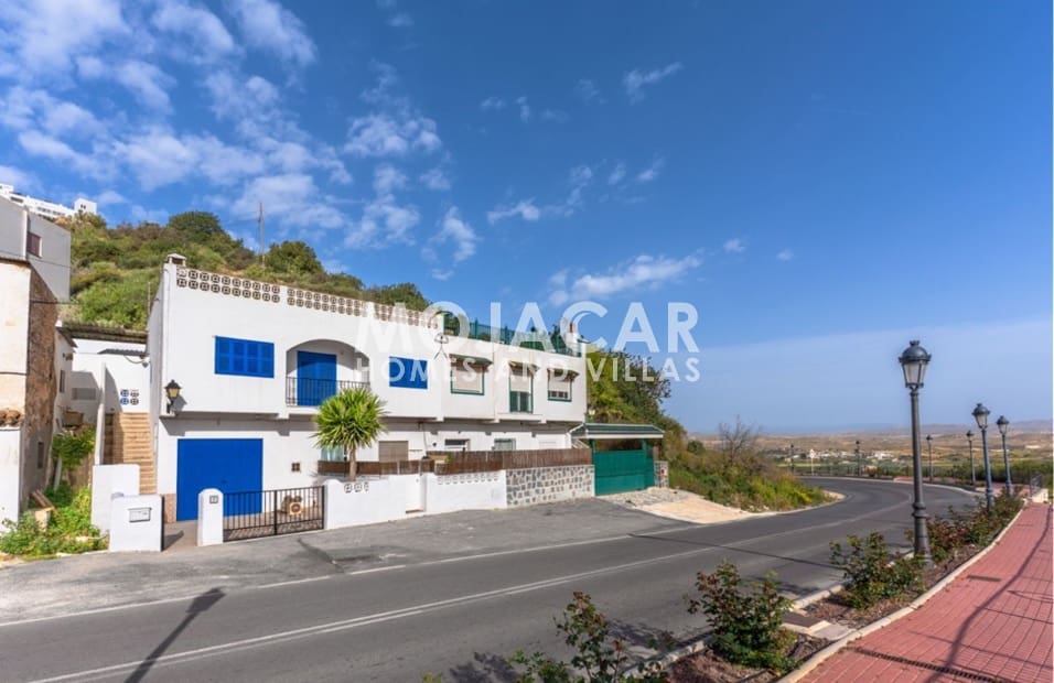 3 soverom Kjedet enebolig til salgs i Mojacar med garasje - € 249 000 (Ref: 9978079)