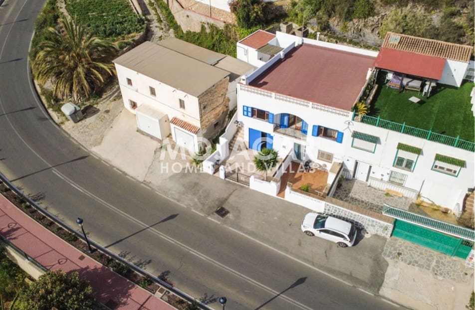 3 soverom Kjedet enebolig til salgs i Mojacar med garasje - € 249 000 (Ref: 9978079)