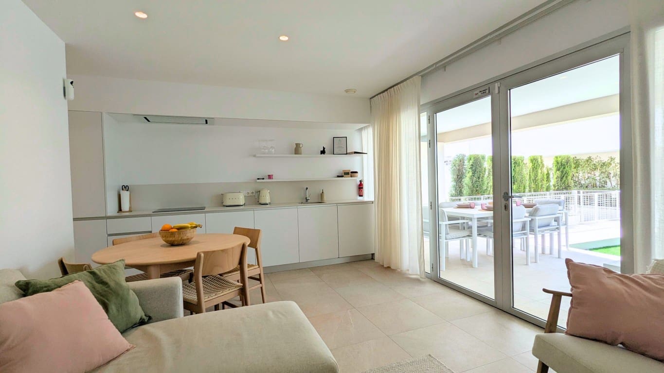 2 bedroom Apartment for sale in Los Balcones with pool garage - € 329,000 (Ref: 10024557)