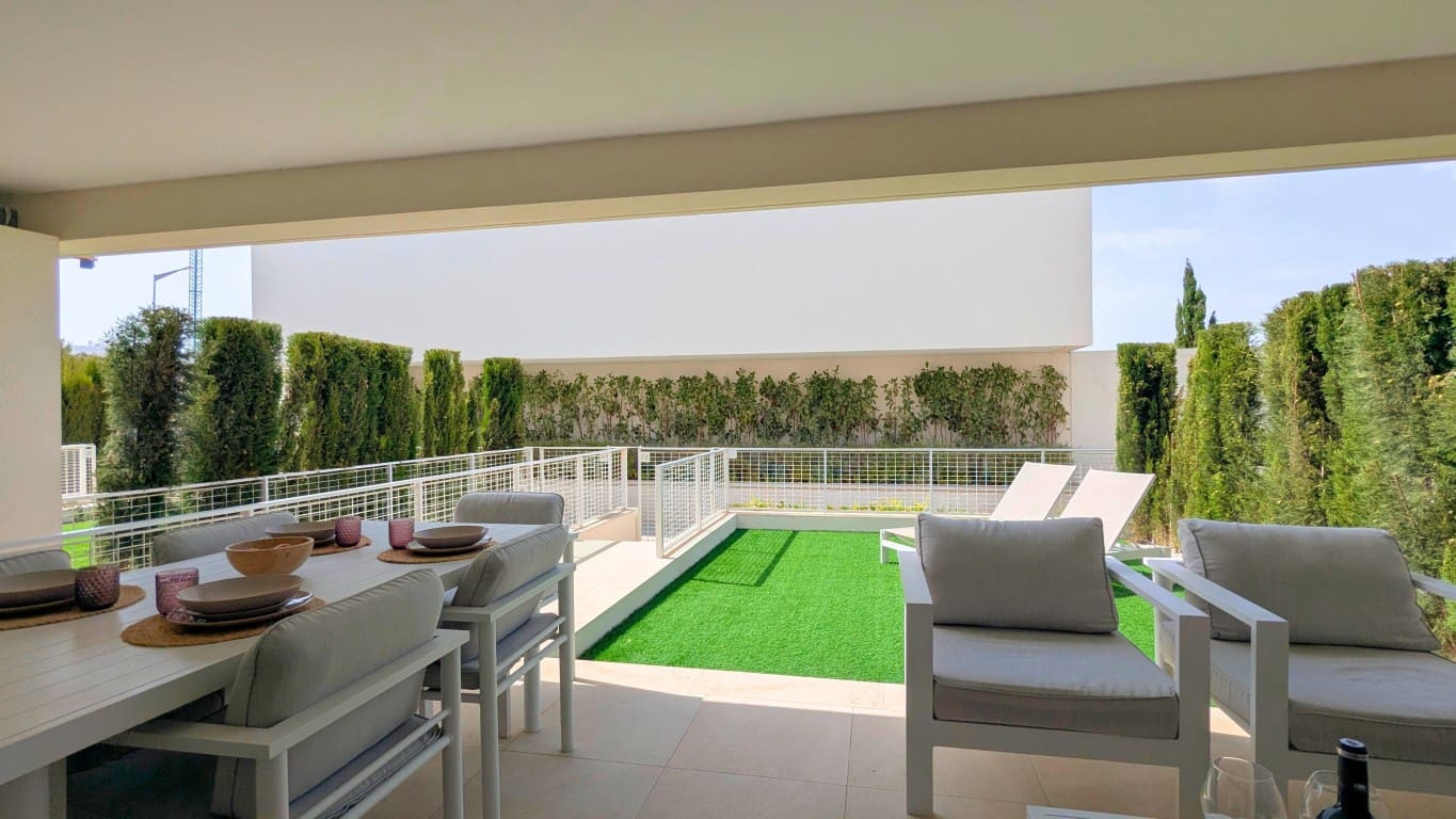 2 bedroom Apartment for sale in Los Balcones with pool garage - € 329,000 (Ref: 10024557)