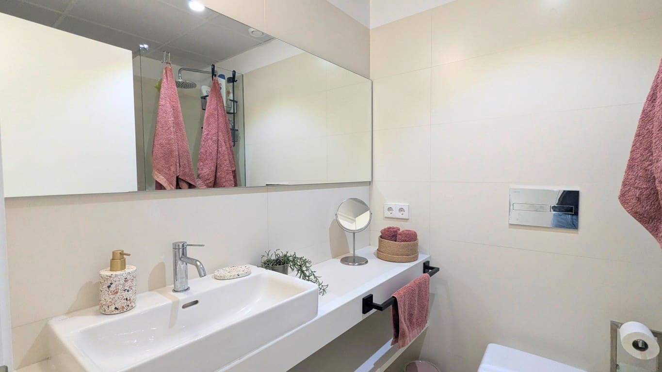 2 bedroom Apartment for sale in Los Balcones with pool garage - € 329,000 (Ref: 10024557)
