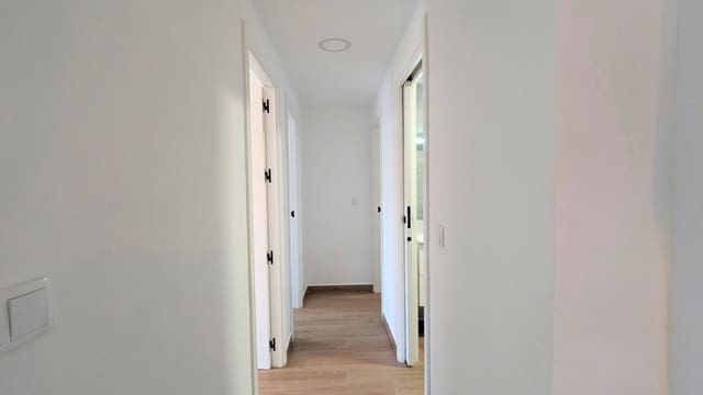 3 soveværelse Lejlighed til salg i Zona Pueblo, Guardamar del Segura - € 199.950 (Ref: 10024559)