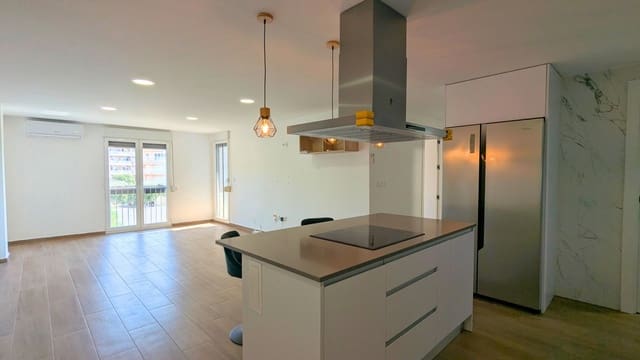 3 soveværelse Lejlighed til salg i Zona Pueblo, Guardamar del Segura - € 199.950 (Ref: 10024559)