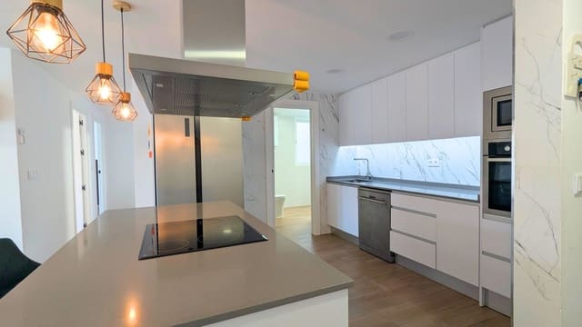 3 soveværelse Lejlighed til salg i Zona Pueblo, Guardamar del Segura - € 199.950 (Ref: 10024559)