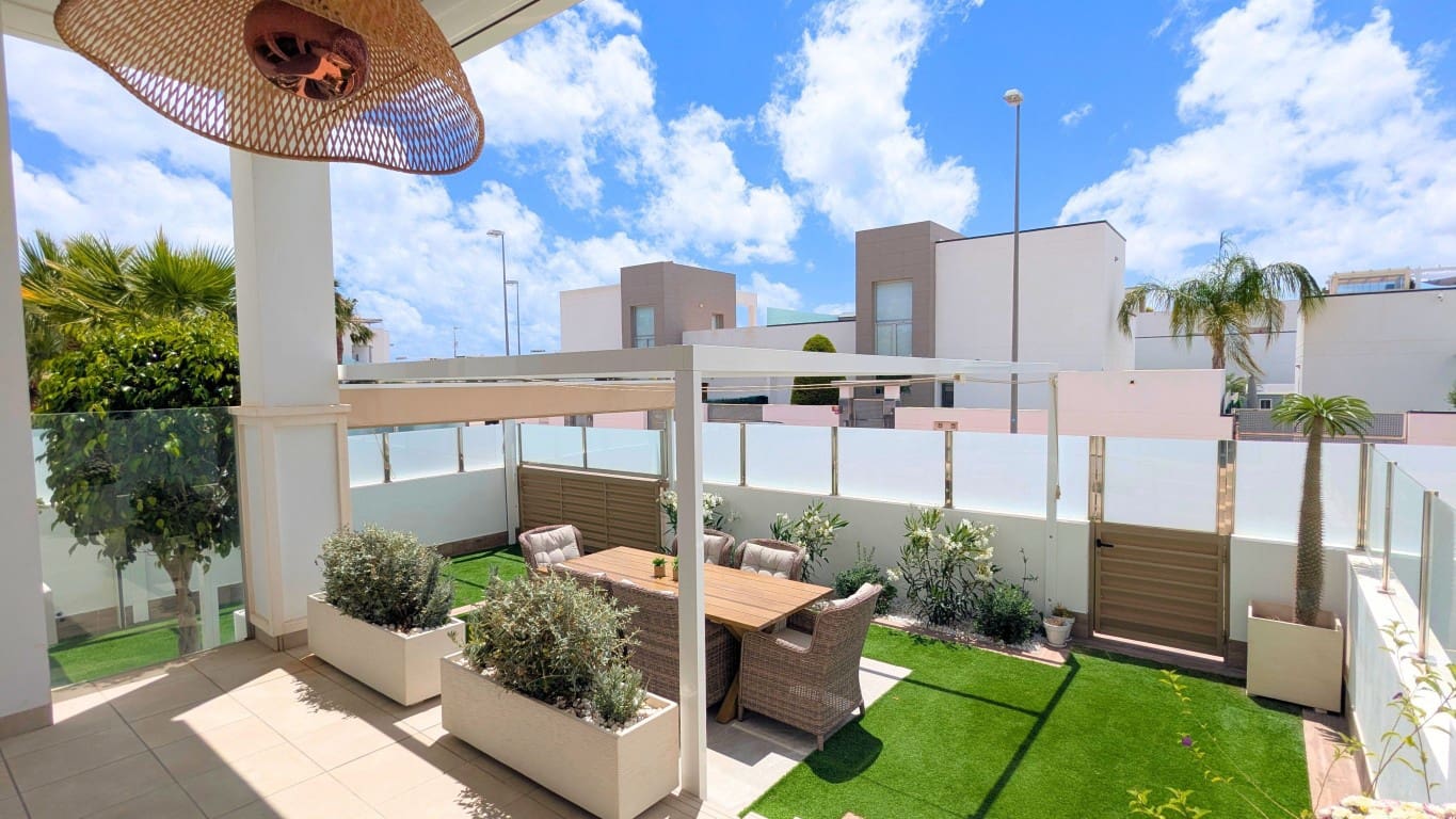 2 quarto Apartamento para venda em Ciudad Quesada com piscina - 310 000 € (Ref: 10024560)