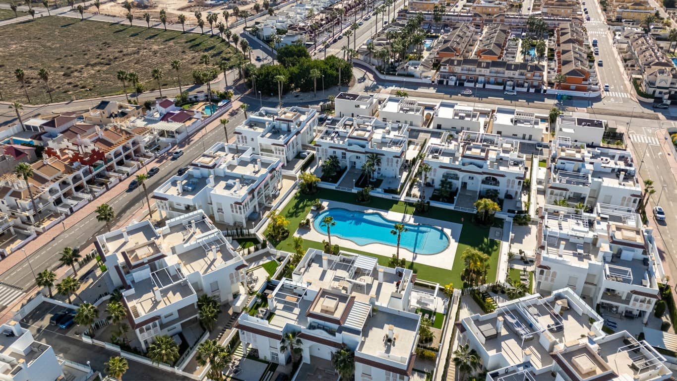 2 sovrum Takvåning till salu i Ciudad Quesada med pool - 318 900 € (Ref: 8706714)