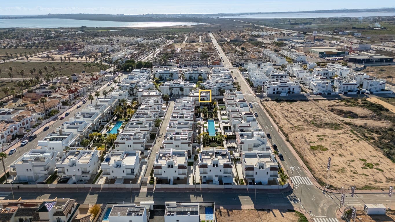 2 sovrum Takvåning till salu i Ciudad Quesada med pool - 318 900 € (Ref: 8706714)