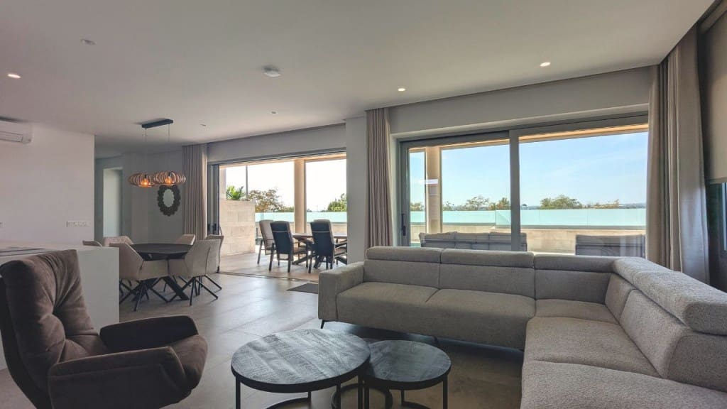 4 chambre Villa/Maison à vendre à Benijofar avec piscine garage - 1 495 000 € (Ref: 8846128)