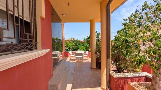 5 soveværelse Villa til salg i Lo Crispin, Algorfa med swimmingpool garage - € 360.000 (Ref: 9077129)