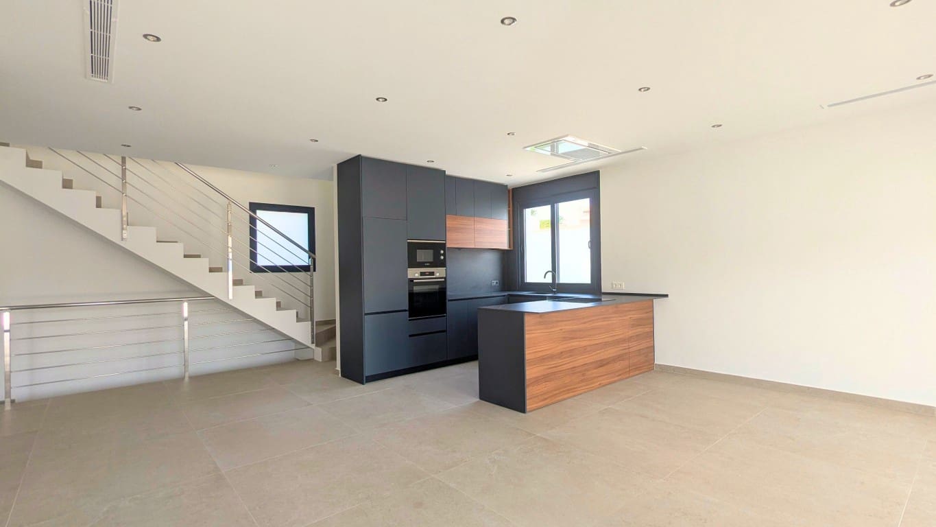 3 sovrum Villa till salu i Ciudad Quesada med pool garage - 799 900 € (Ref: 9189796)