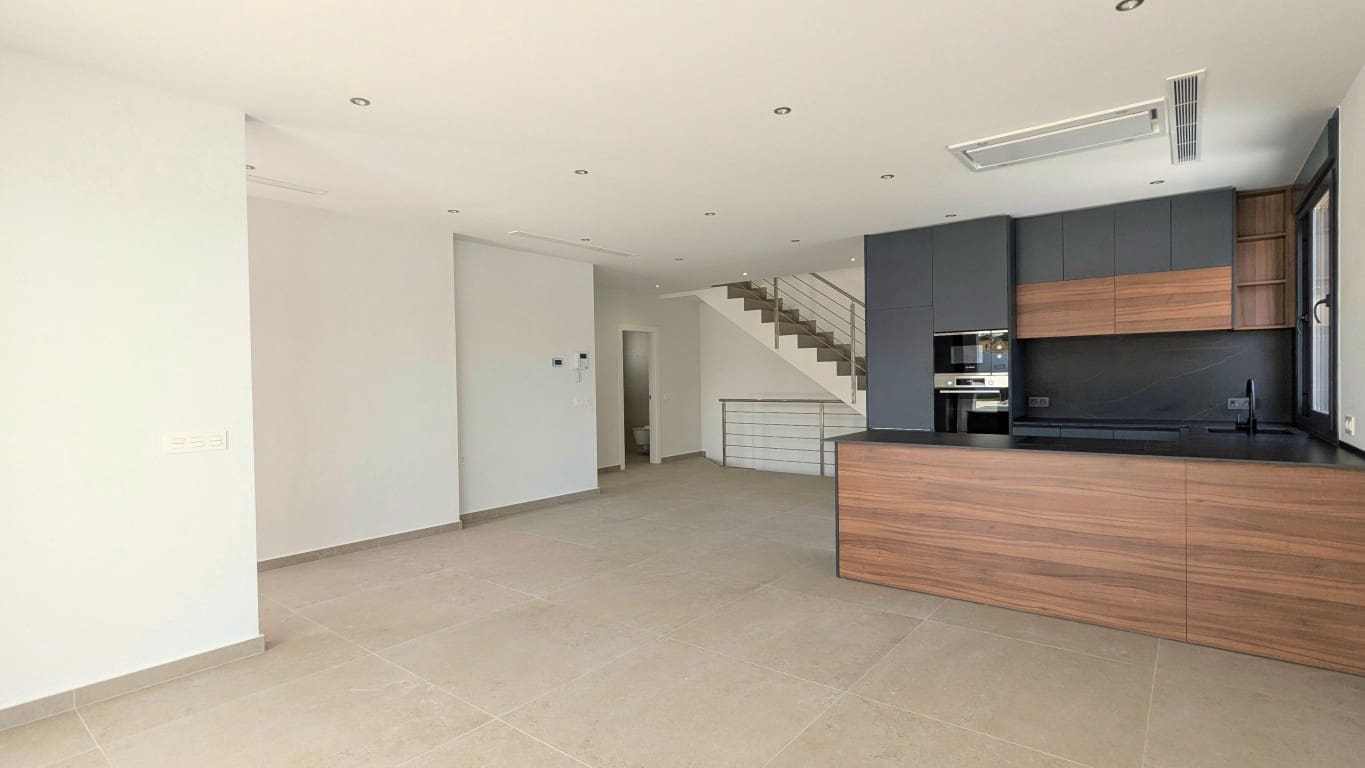 3 sovrum Villa till salu i Ciudad Quesada med pool garage - 799 900 € (Ref: 9189796)