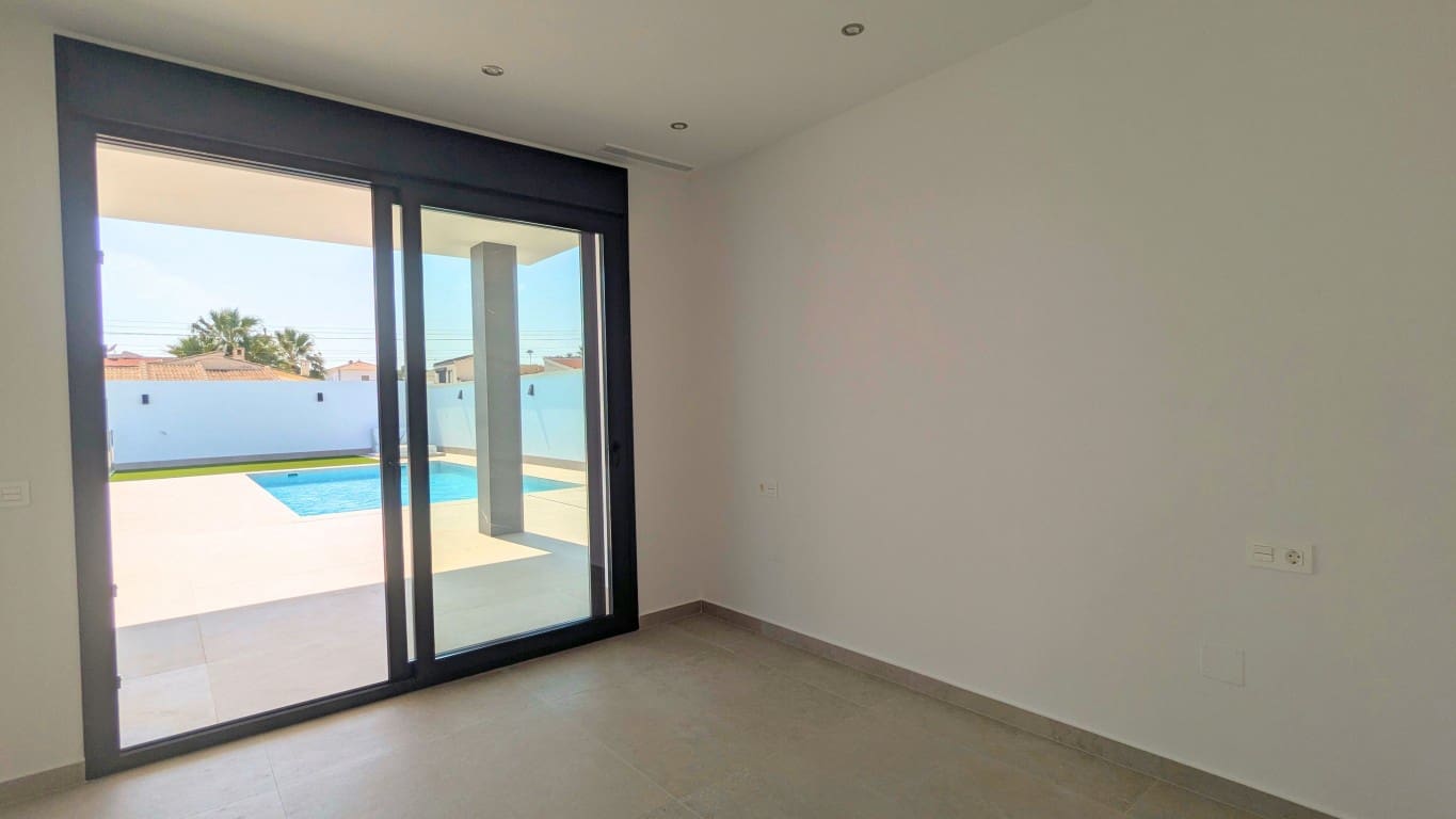 3 sovrum Villa till salu i Ciudad Quesada med pool garage - 799 900 € (Ref: 9189796)