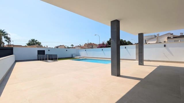 3 quarto Moradia para venda em Ciudad Quesada, Rojales com piscina garagem - 799 900 € (Ref: 9189796)